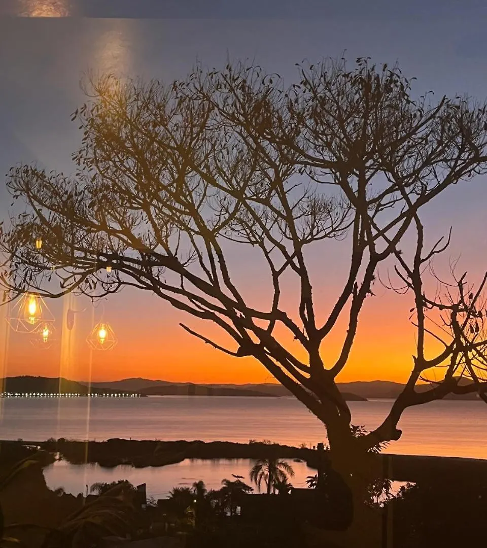 Дом отдыха Casa Sunset - Jacuzzi Com Vista Mar - Entre Cachoeira Do Bom Jesu E Ponta Das Canas Флорианополис